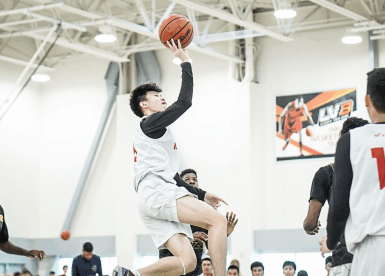 Cara Melewati Pemain Tinggi Dalam Basket