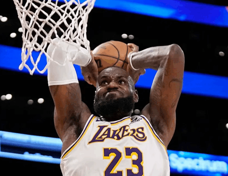 berapakah-tinggi-vertikal-lompatan-lebron-james