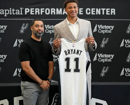 pemain-spurs-carter-bryant-fokus-perbaiki-free-throw