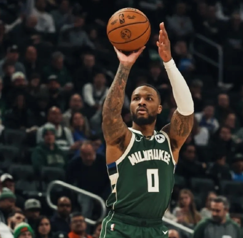 datangnya-lillard-merupakan-kemenangan-blazers