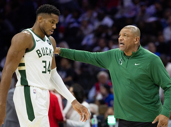 giannies-sedang-menentukan-masa-depannya-di-nba