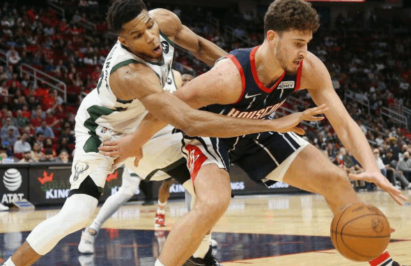 giannis-balas-ledekan-pemain-alperen-sengun