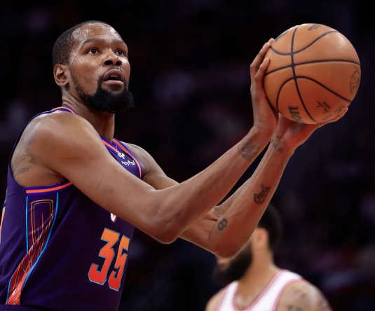 kemarahan-kevin-durant-usai-ditukar-oleh-suns