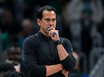 erik-spoelstra-minta-kalme-jquez-tetap-bermain-agresif
