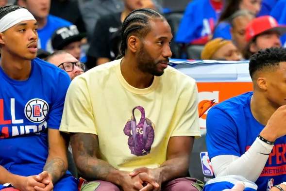 kawhi-leonard-mengalami-cedera-pergelangan-kaki-kanan