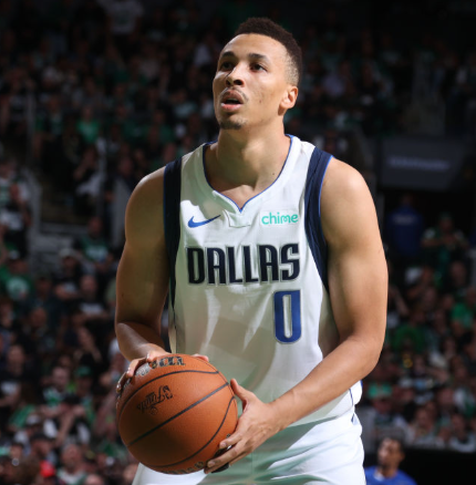 mavericks-telah-kehilangan-dante-exum-hingga-akhir-musim