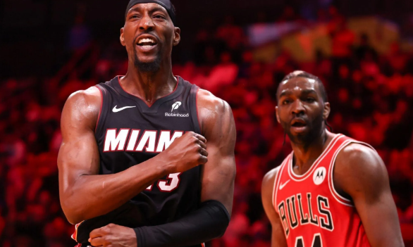 Heat Ledakkan Bulls 134-91, Dominasi Total