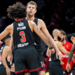 EuroLeague: Olympiacos Kalahkan Virtus 109-77