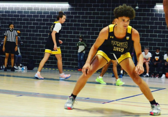 Analisis Pertahanan Man to Man dalam Strategi Bola Basket