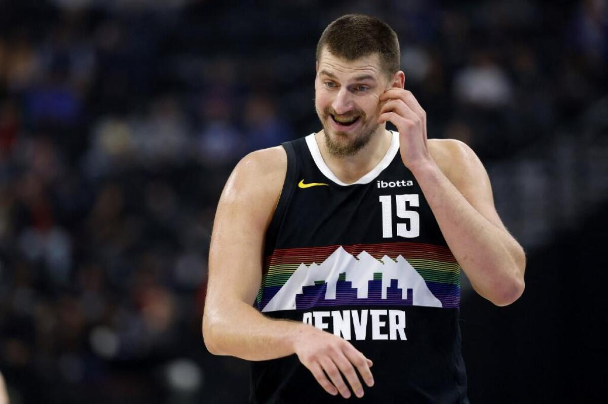 Performa Konsisten Nikola Jokic Menjaga Peluang Nuggets
